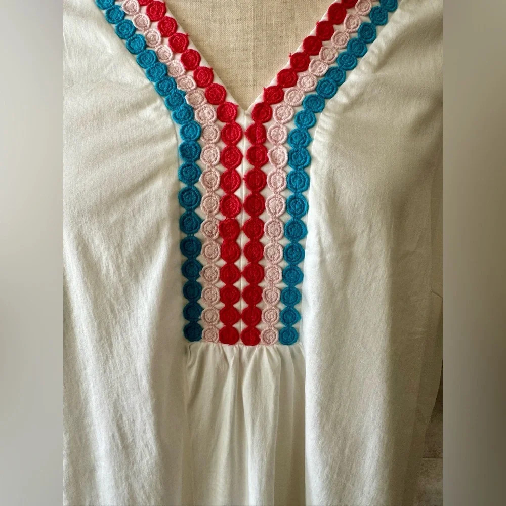 AVARA Women's White Short Sleeve Sleeve V-Neck Summer Blouse XXXLarge - Picture 4 of 11